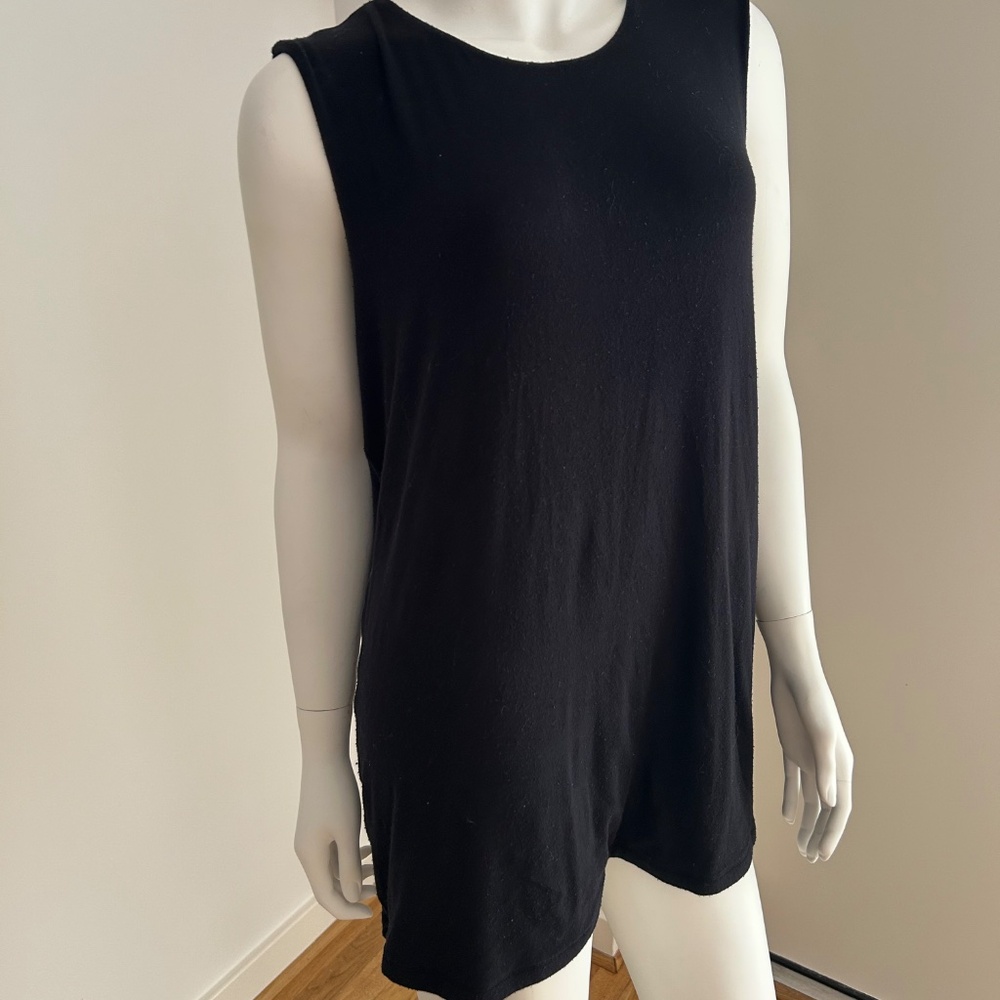 MarcellaModa NYC - M - Black Sleeveless Top